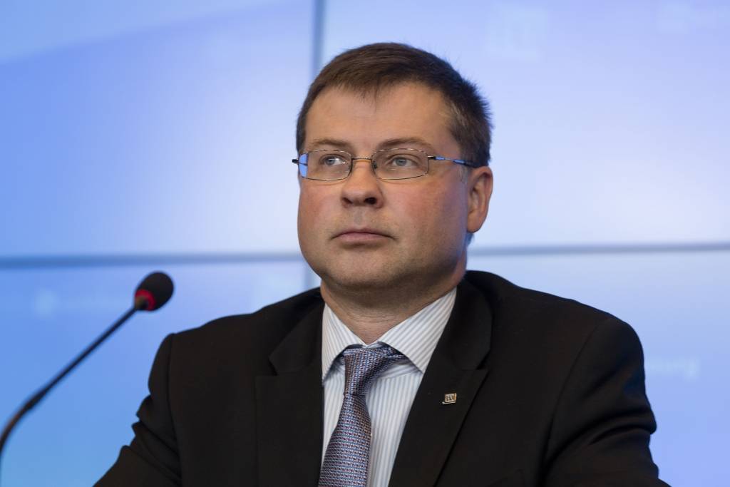 Dombrovskis: Eiropas Savienības monetārā savienība kļūst stiprāka