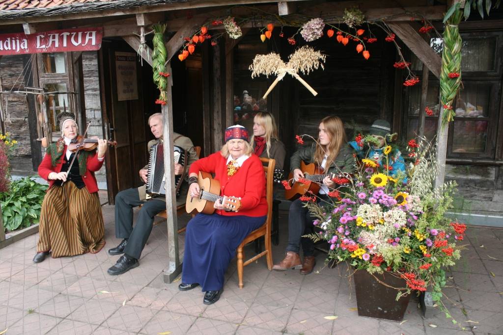 Aicina uz Miķeļdienas svinēšanu folkloras centrā "Namīns"