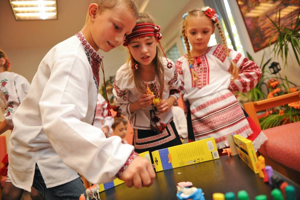 Kara bērnu soļi eiropeiskā vidē