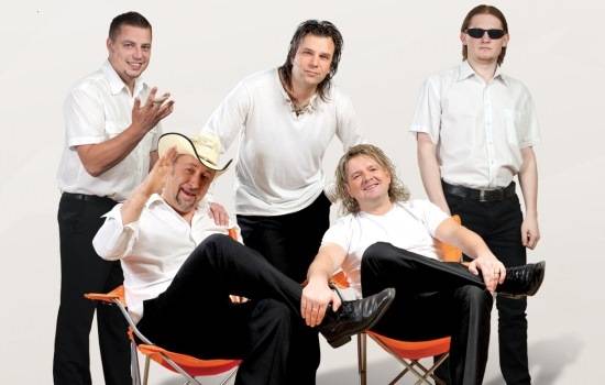Grupas "Apvedceļš" 15 gadu jubilejas koncerts "Jubilejas kliņģeris"