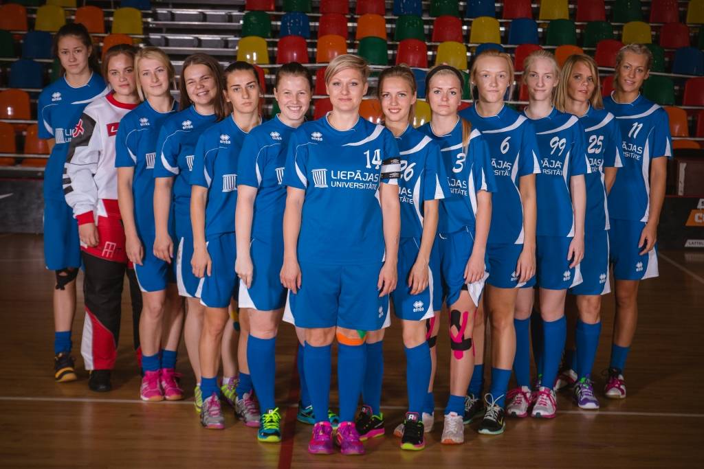 Liepājas Universitātes sieviešu florbola komanda šajā sezonā startē virslīgā