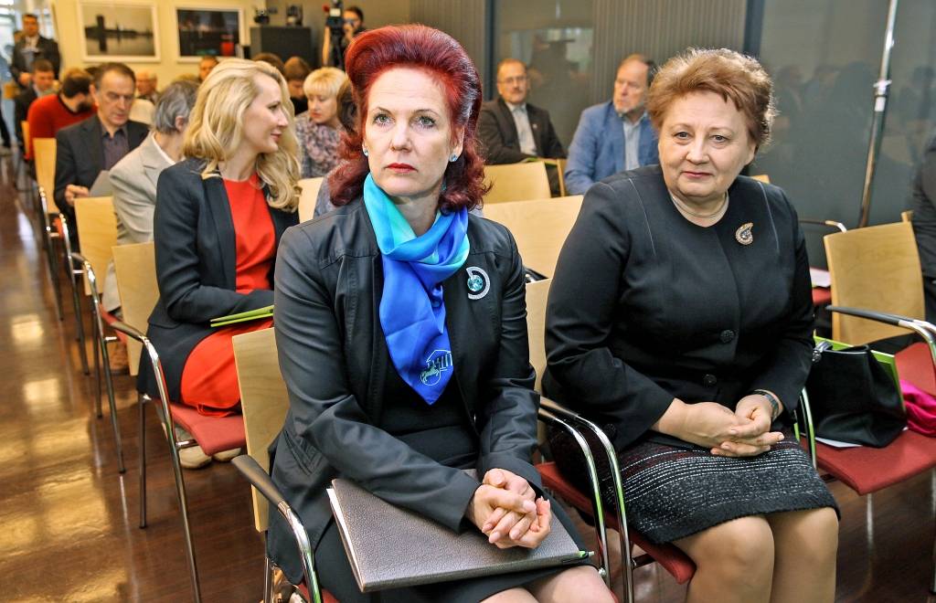 Vienotība cer līdz simtgadei atlabt