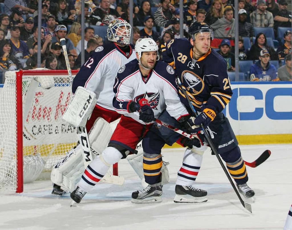 Sabres un Girgensons svin pirmo panākumu sezonā