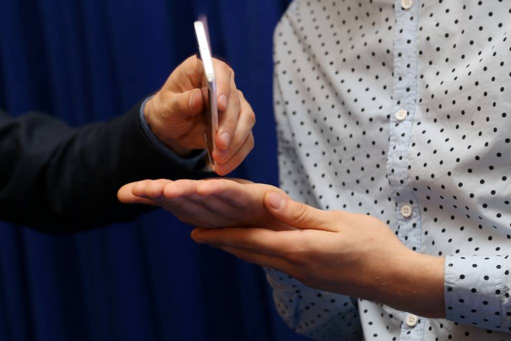 Kamēr Latvija baidās no Lattelecom un LMT apvienošanas, igauņi lepojas ar pozitīvu pieredzi
