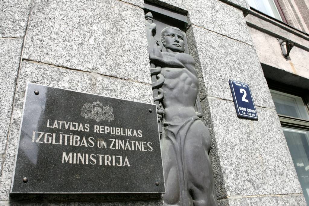 IZM: LIZDA salīdzina nesalīdzināmus lielumus