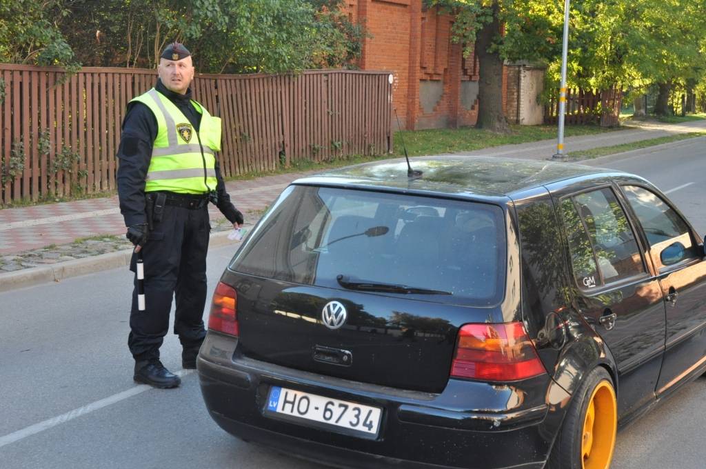 FOTO: Baltā spieķa dienas pasākumi Liepājā