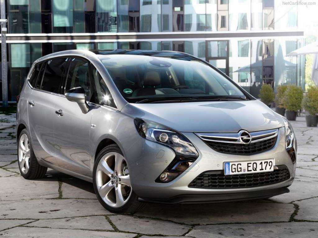 Opel Zafira Tourer: Lāga auto ar jaunu dvēseli