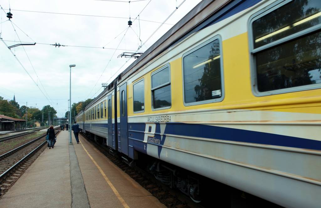 PV: Jaunie vilcieni nebūs obligāti jāpiegādā nākamgad