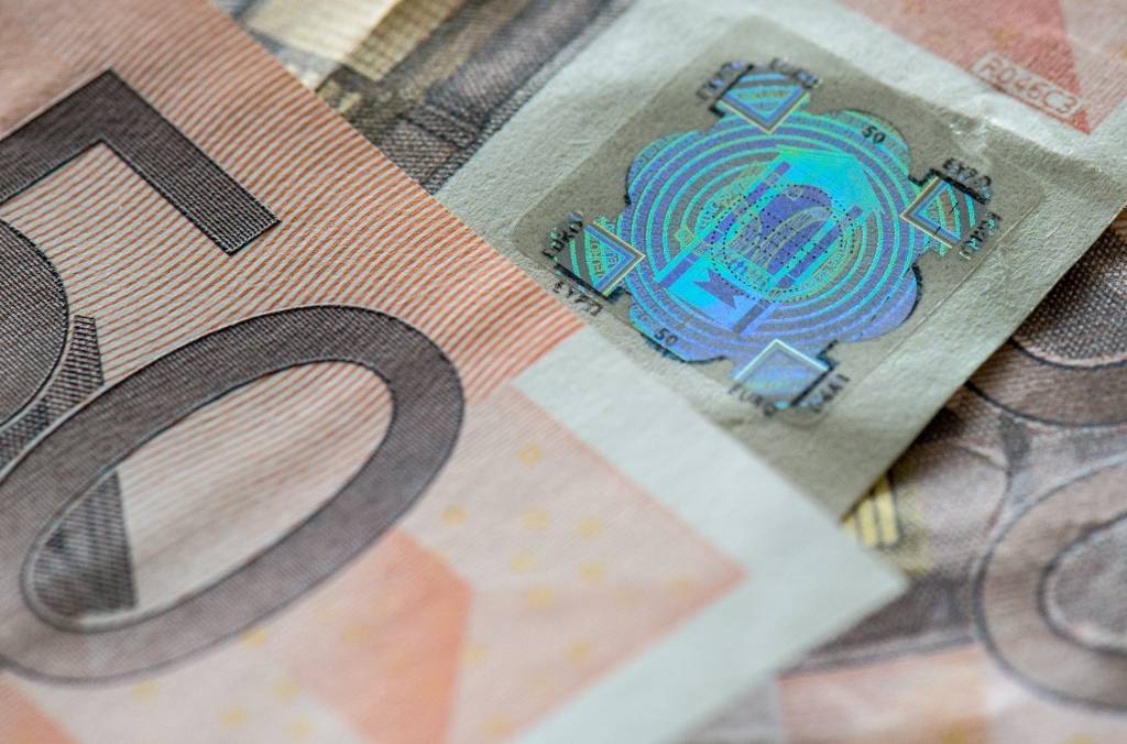 Latvijā maz viltotu eiro