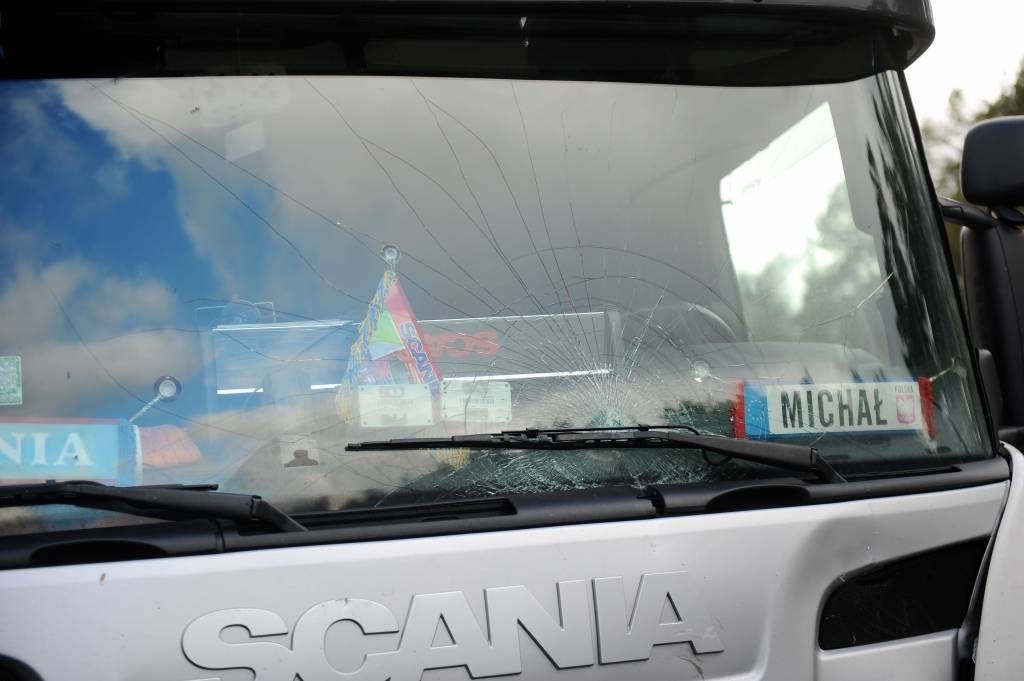 Garkalnes avārijā kravas auto vadītājs neievērojis distanci un pārkāpis ātrumu