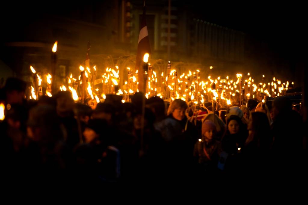 Šogad Lāčplēša dienas lāpu gājiens sāksies J. Čakstes laukumā