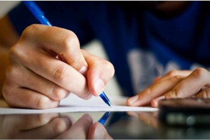 Liepājā vāc parakstus iedzīvotāju aptaujas sarīkošanai jautājumā par imigrantu izmitināšanu Liepājā