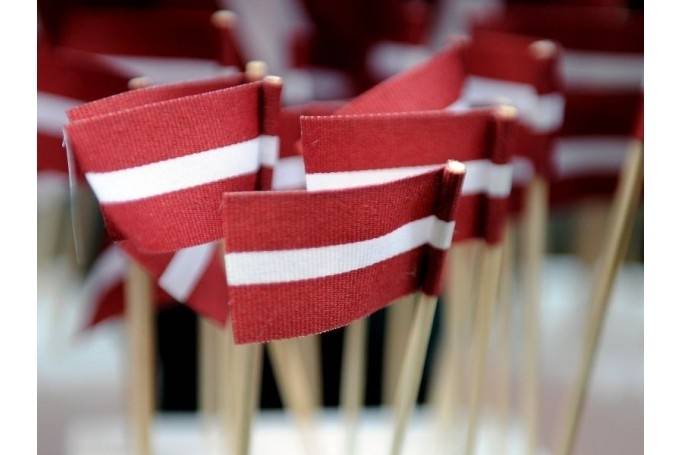 Svin Latvijas Republikas 97 gadu jubileju