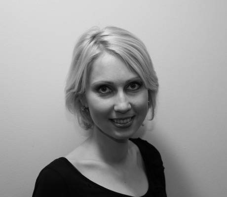 Koncertcikls "Iededz gaismu" sāksies ar tautasdziesmām, impresionismu un kabarē