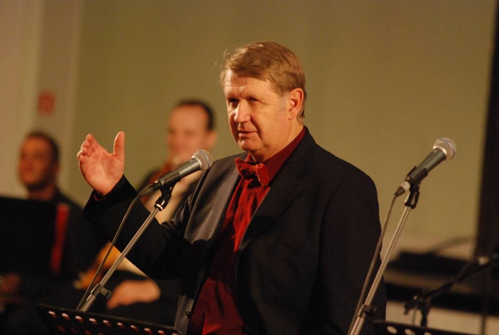 FOTO.VIDEO: Ar dziesmām sveic Andri Kristonu 70 gadu jubilejā