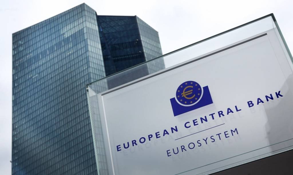 ECB samazina noguldījumu likmi