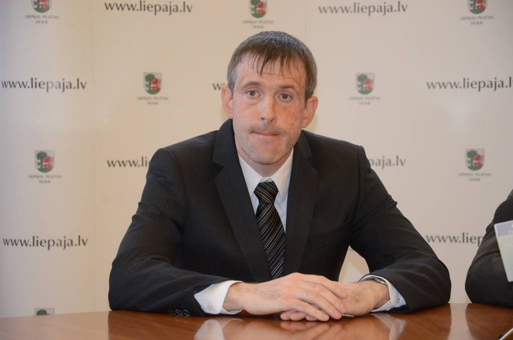 Latvijas hokeja virslīgas Zvaigžņu spēles komandas vadīs "Liepāja", "Prizma" un "Zemgale"/LLU treneri