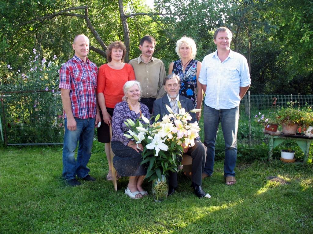 “Zaķenē” valda rosība un saticība