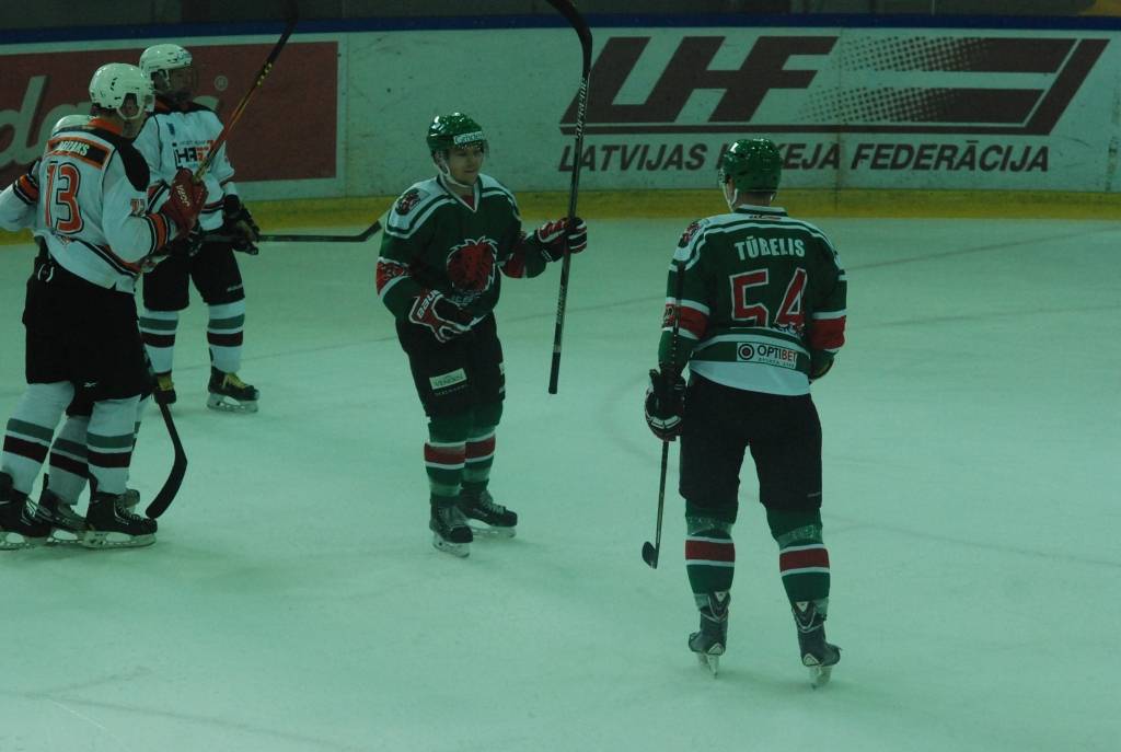 Zināmi Latvijas hokeja virslīgas Zvaigžņu spēles sākumsastāvi