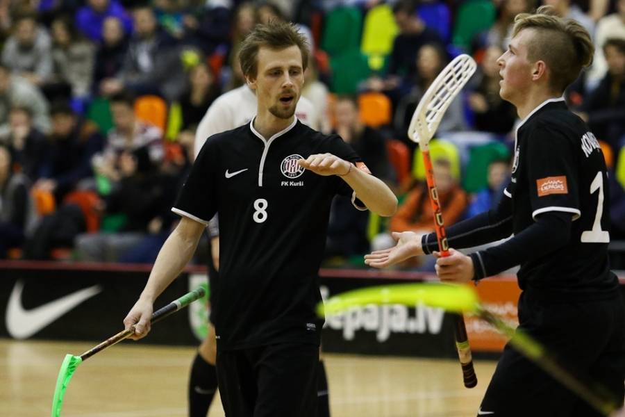 Par uzvarām cīnīsies abas florbola komandas