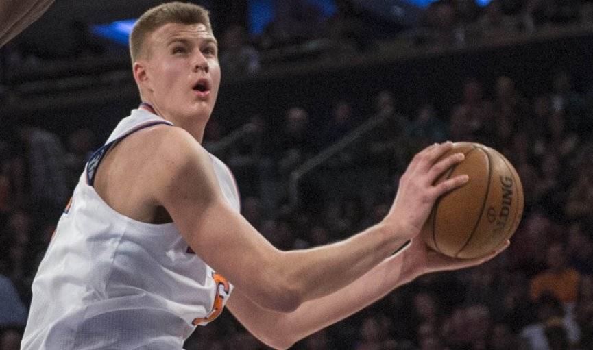 Porziņģis ar desmit punktiem palīdz "Knicks" izcīnīt ceturto uzvaru pēc kārtas