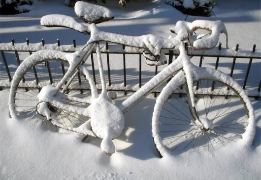 Naktī Kurzemē izveidosies 6 - 8 centimetrus bieza sniega sega