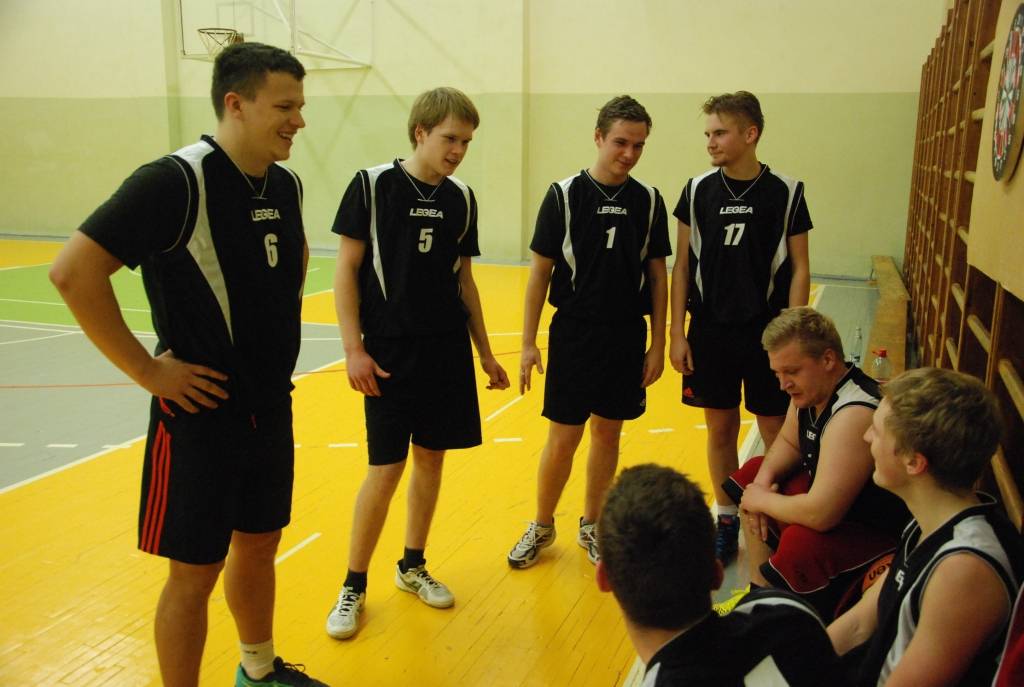 "Hasenpoth Stabendrill" izcīna divas uzvaras Aizputes novada čempionātā