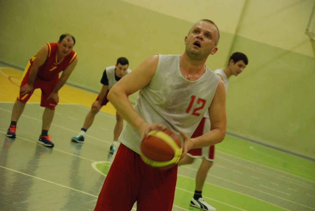 "Apriķi" Aizputes novada čempionātā viegli uzvar komandu "Hasenpoth Stabendrill"