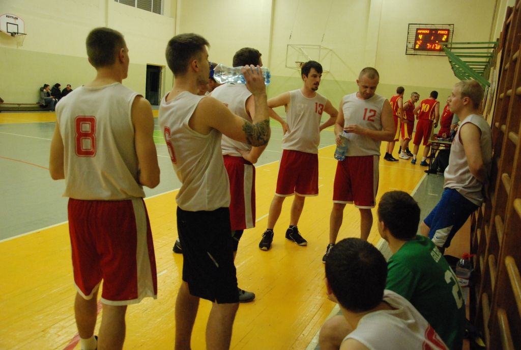 "Aizpute" un "Apriķi" uzvar Aizputes novada čempionāta basketbolā spēlēs