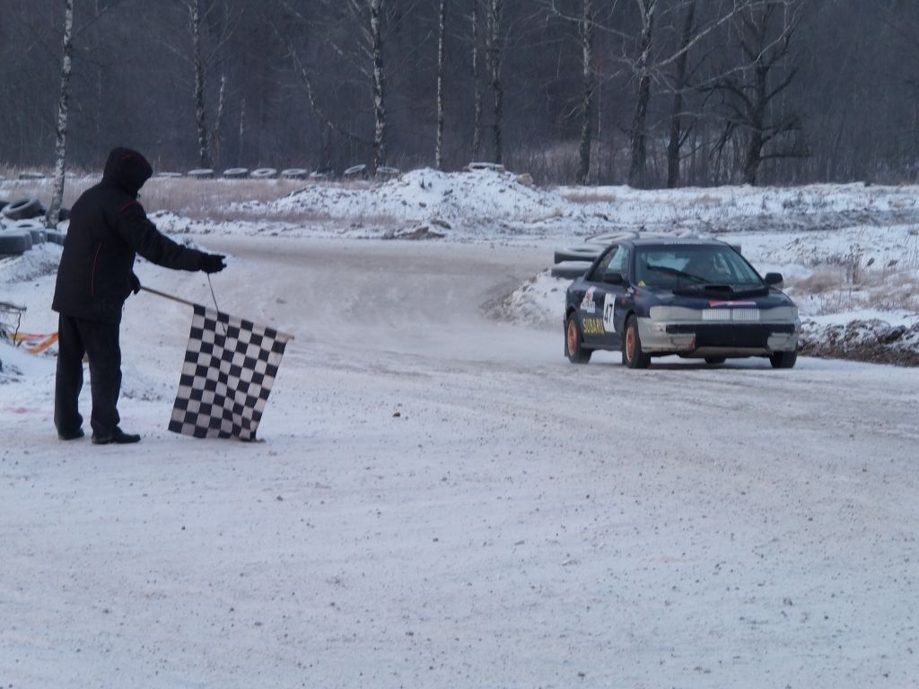 Ziemas autosprints Priekulē