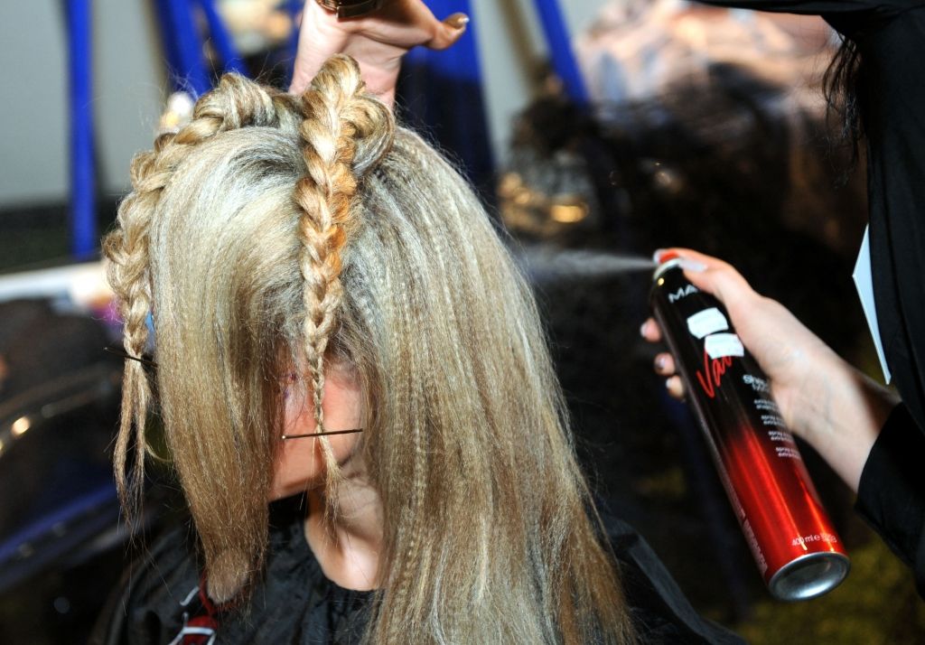 FOTO: Cik maksā frizieru pakalpojumi dažādās pasaules valstīs?
