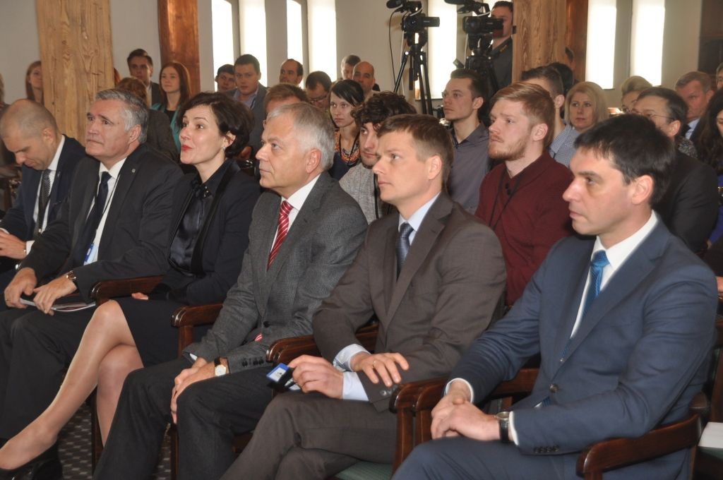 FOTO: "Kurzemes uzņēmēju diena 2016" fotogrāfijās