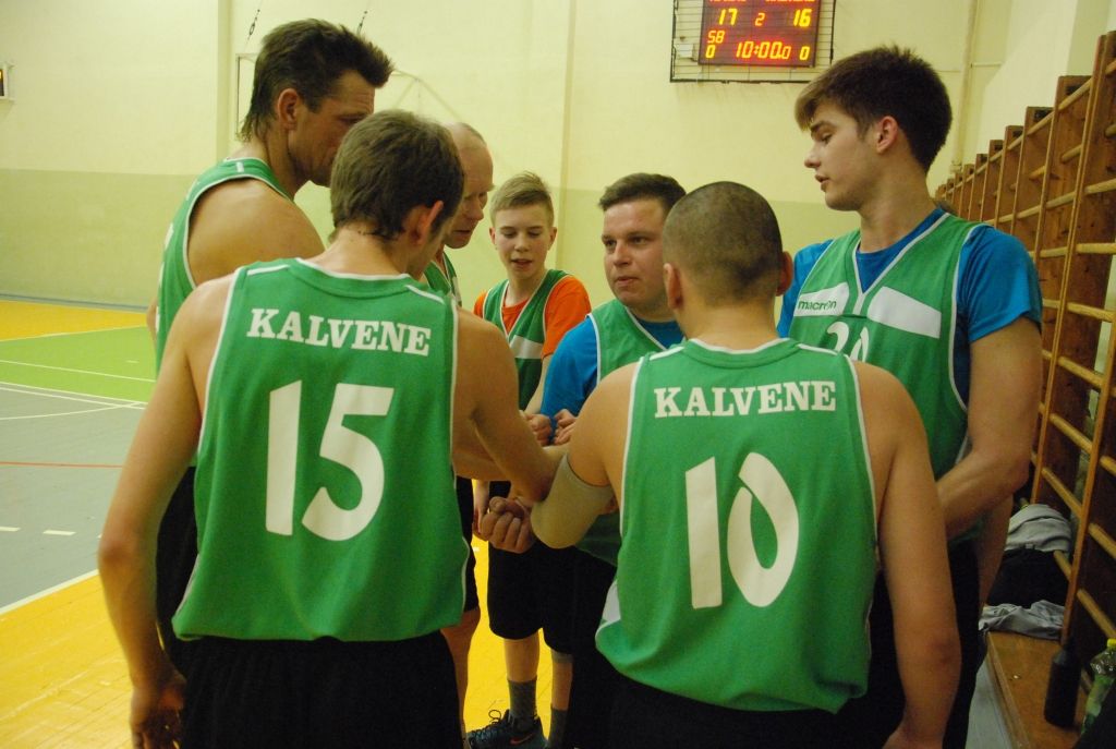 "Kalvene" un "Hasenpoth Stabendrill" uzvar Aizputes čempionāta basketbolā spēlēs