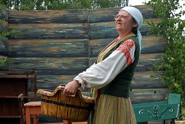 Karmenai Austrumai veltīts atmiņu vakars