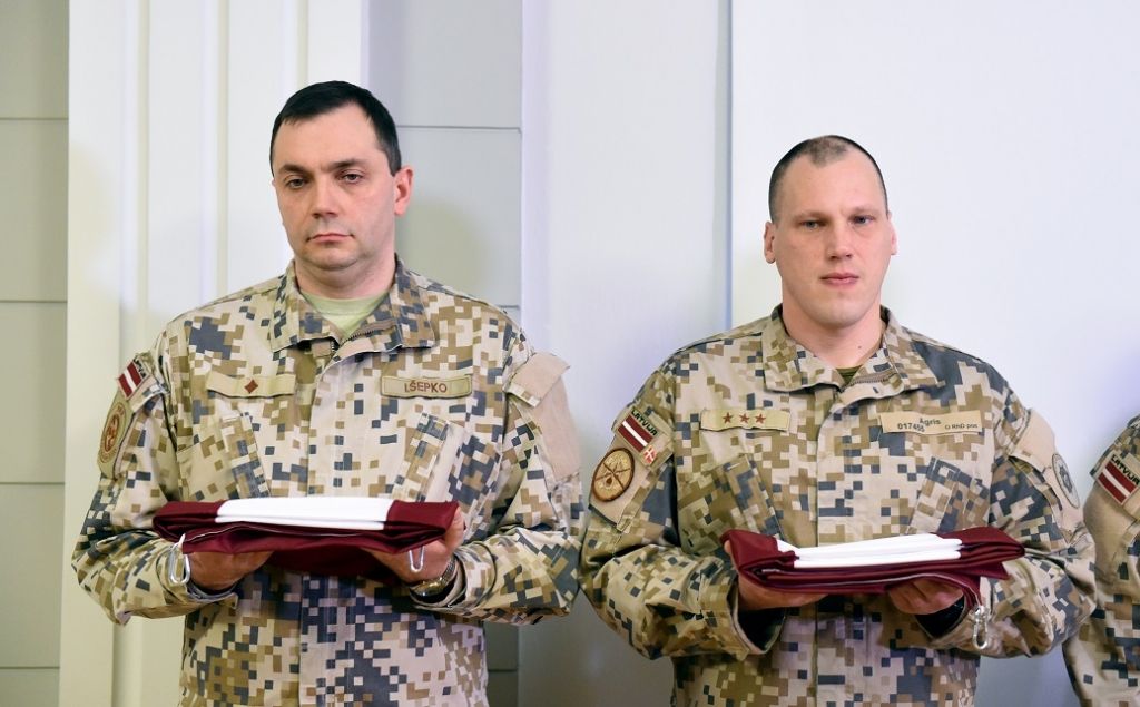 Cīņā pret Islāma valsti iesaistītais Latvijas kontingenta komandieris uzsver irākiešu lielo vēlmi mācīties