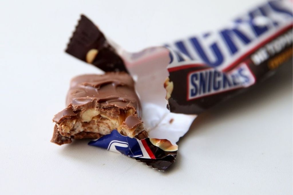 Mars Latvia: Latvijā produkta atsaukums attiecas tikai uz Snickers četrpakas iepakojumu