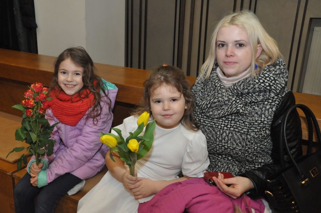 FOTO: Konkurss "Pērļu lietus" pulcē rekordlielu dalībnieku skaitu