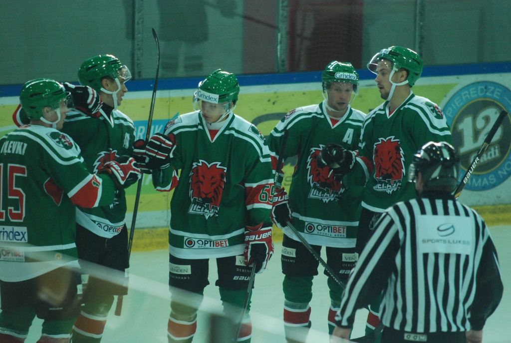 Kopvērtējuma līderes "Mogo", "Liepāja" un "Kurbads" uzvar hokeja virslīgas spēlēs