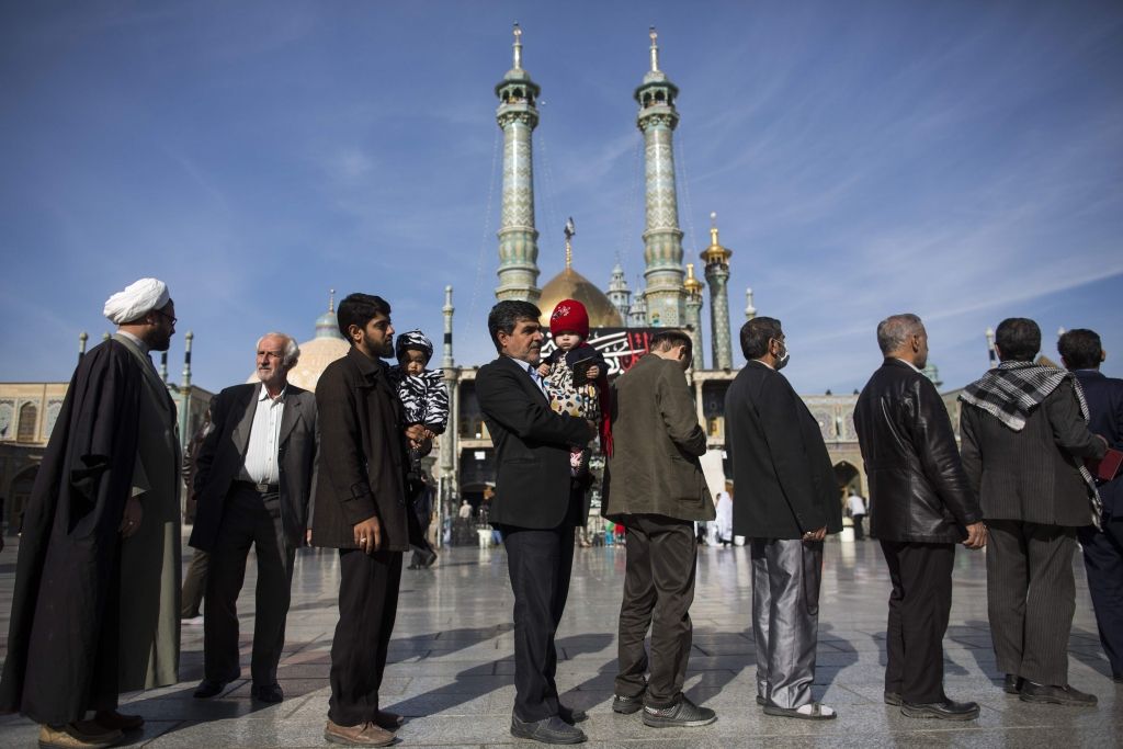 FOTO: Vēlēšanas Irānā; labi panākumi reformistiem