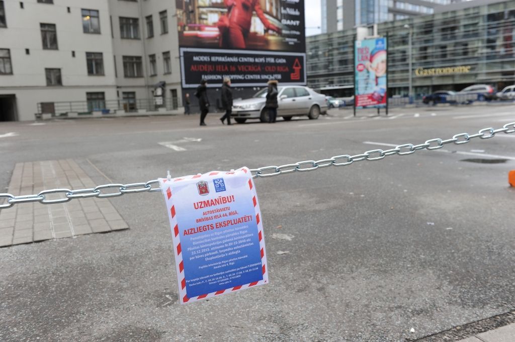 Vircavs: Liela daļa autostāvvietu Rīgā ir nelikumīgas