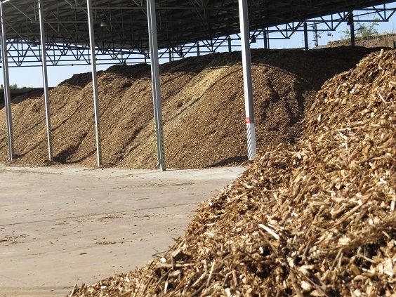 "Liepājas enerģija" izsludina šķeldas iepirkumu nākamajai apkures sezonai