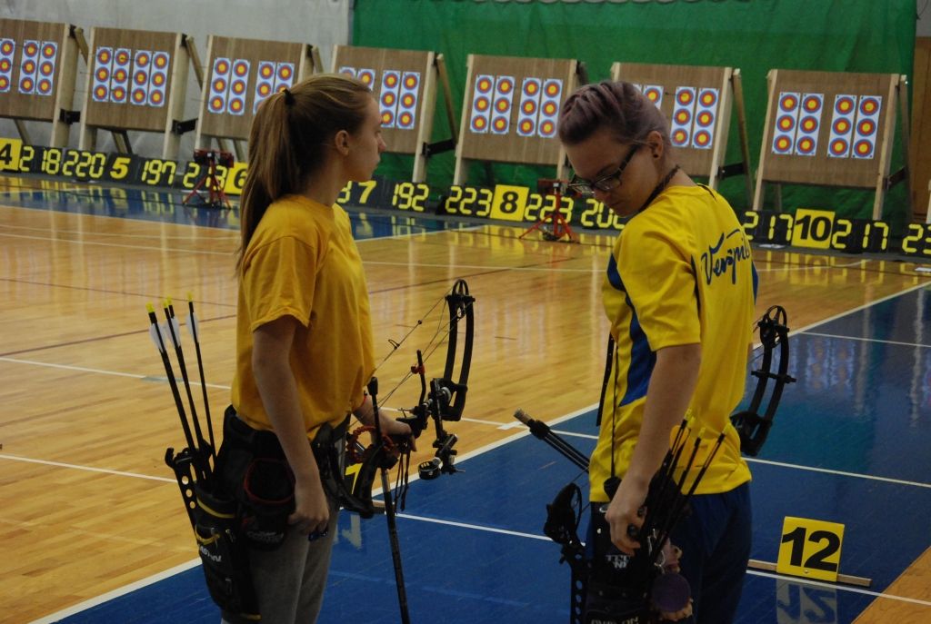 FOTO: Grobiņā cīnās par Baltijas čempiona titulu loka šaušanā
