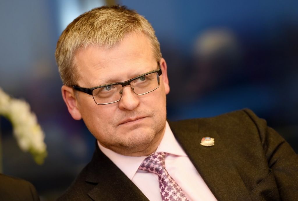 Ārstu grupas vācot parakstus Belēviča demisijas pieprasīšanai