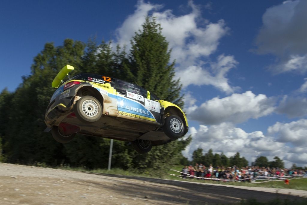 Sākusies biļešu tirdzniecība uz Ātruma festivālu - ralliju "Kurzeme 2016"