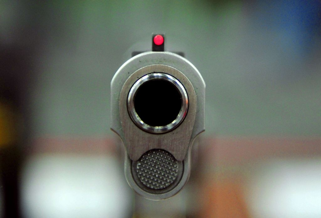 Traģēdija Viļānos - vīrietis sašauj kaimiņieni un izdara pašnāvību