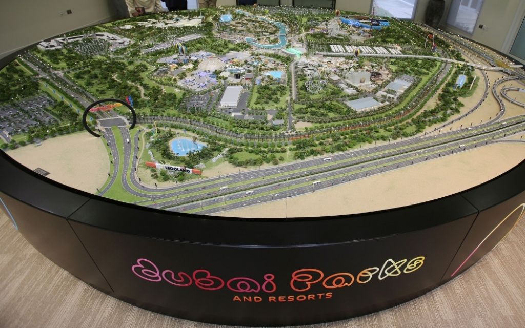 FOTO: Dubaijā būvē 2,8 miljardus dolāru vērtu izklaides parku