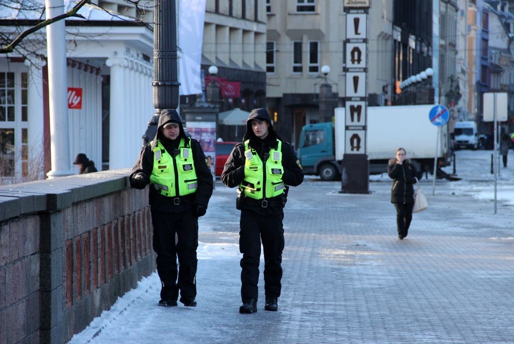 Pētījums: Ievērojami pieaugusi Latvijas iedzīvotāju drošības sajūta