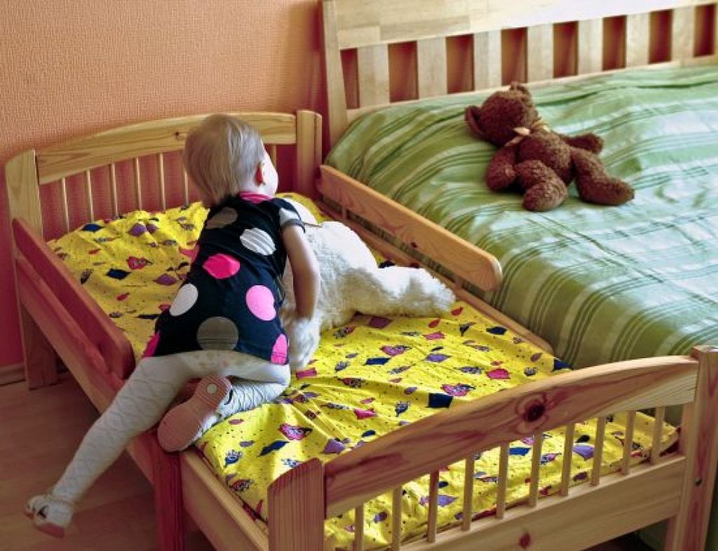 Piedāvās bērnu aprūpi arī vakaros un naktīs