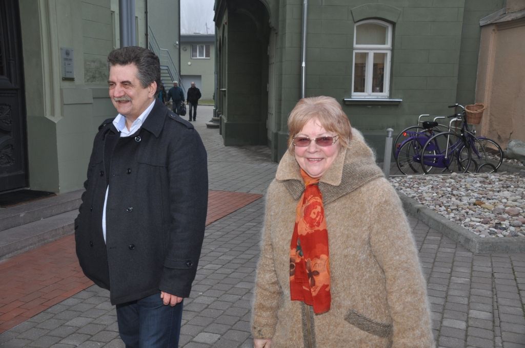 FOTO: Atklāj izstādi "Liepājas iela Latvijas garumā"