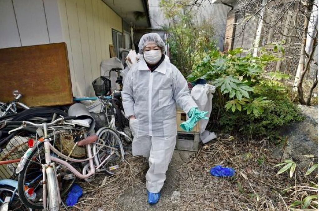 Fukušimas AES rēgs vajā japāņus